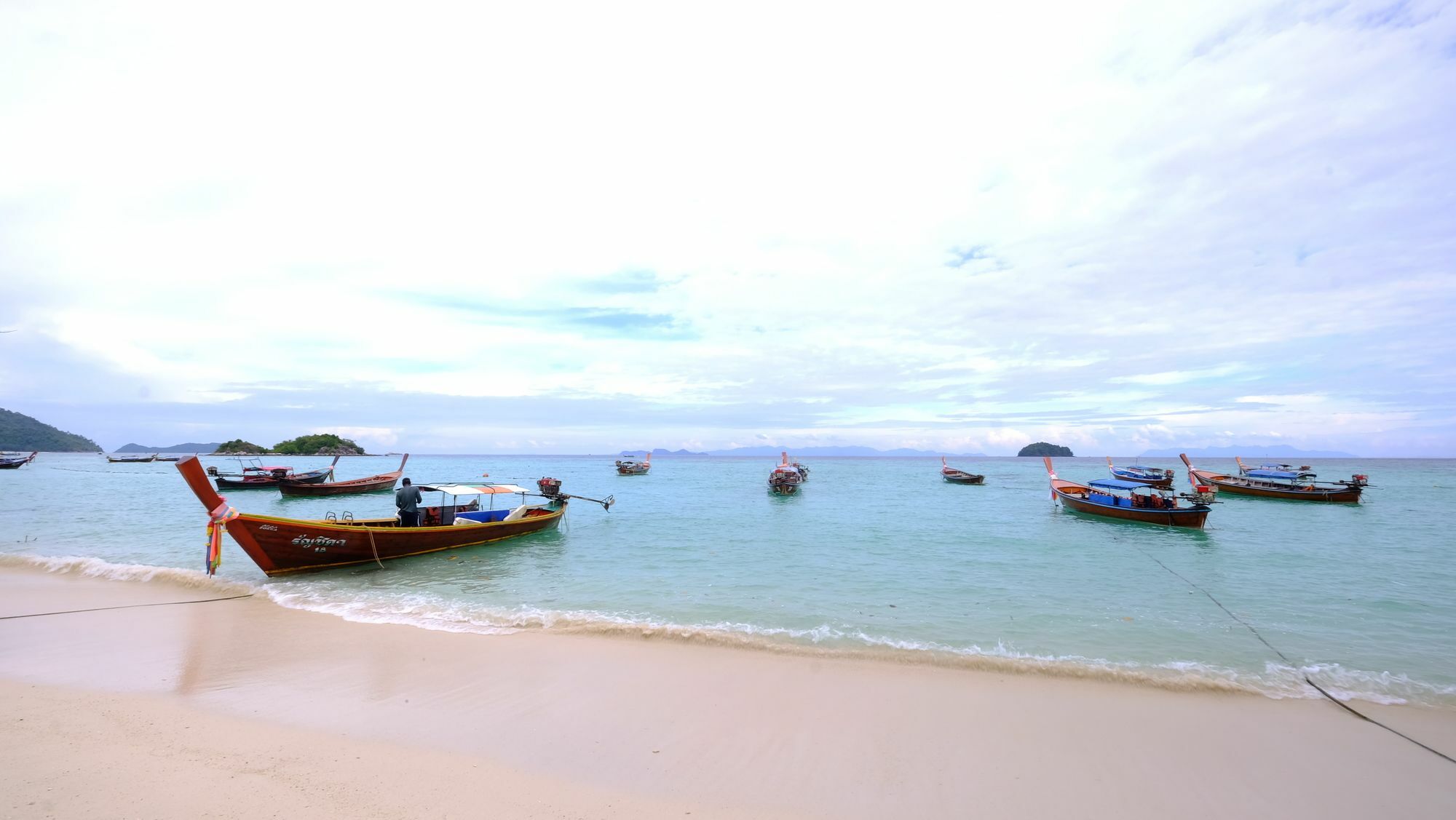 Captain Yut'S Bungalow เกาะหลีเป๊ะ ภายนอก รูปภาพ